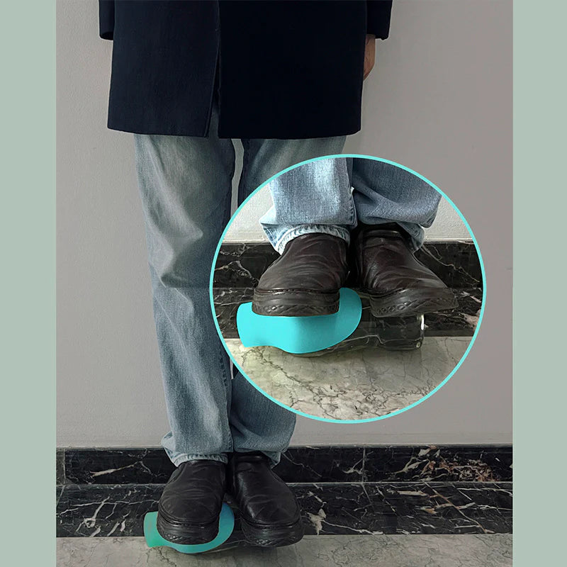 800ml Portable Dog Water Bottle – Leakproof Foldable Pet Bowl